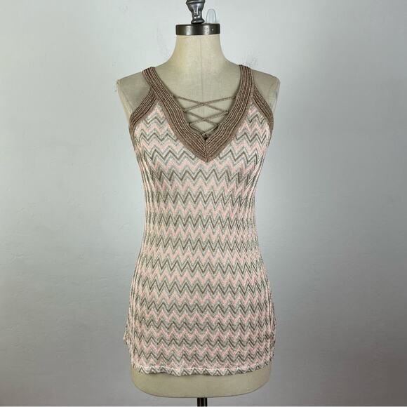 White House Black Market Pink Chevron Metallic Tank Top - Picture 1 of 8